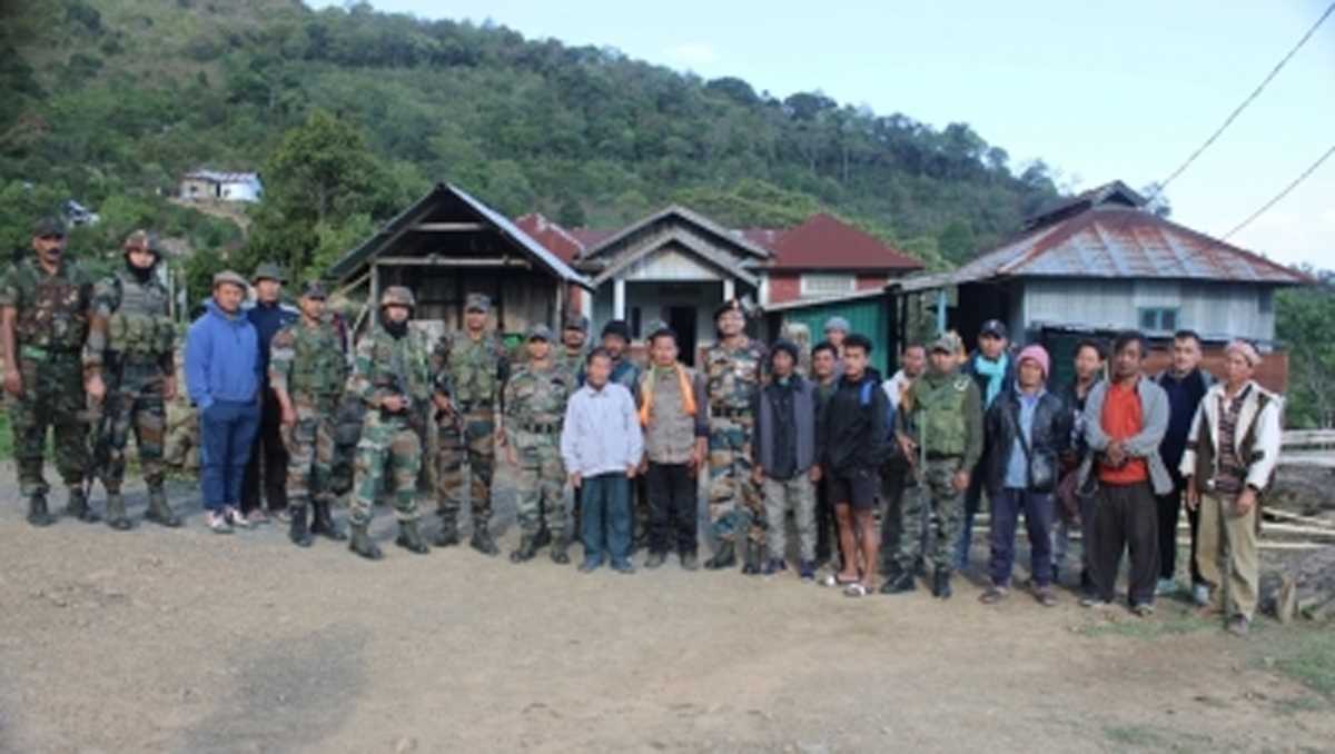 हिंसा प्रभावित मणिपुर के 5,600 से अधिक लोगों ने असम, मिजोरम में शरण ली